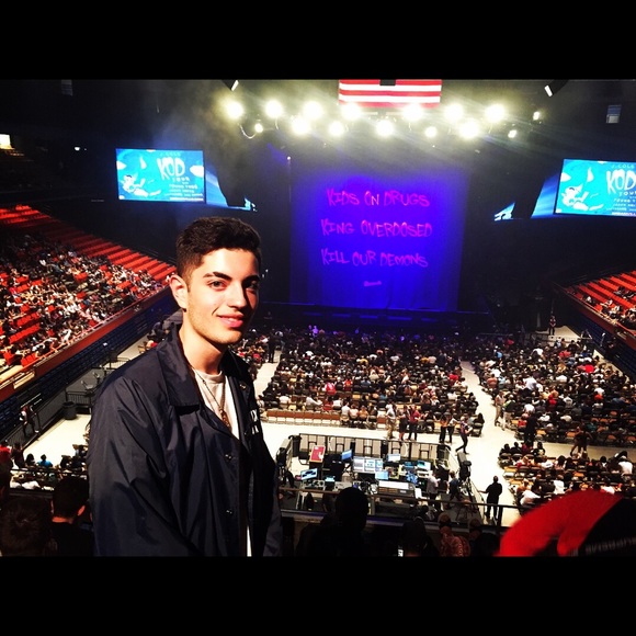 Meet your Posher, Mustafa - Picture 1 of 1